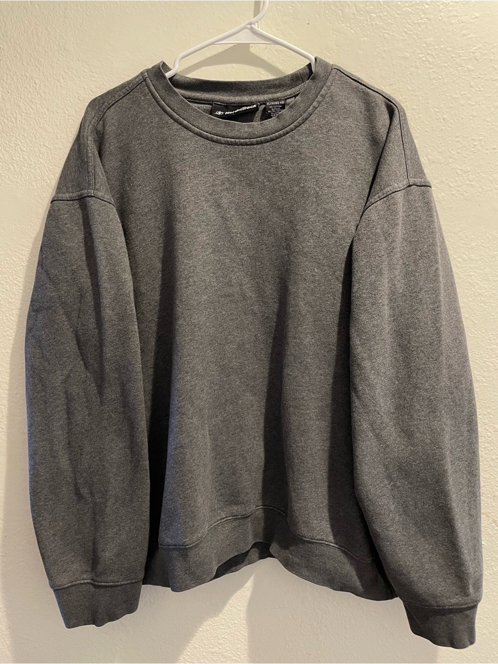 NordicTrack Gray Crewneck Sweatshirt Solid Blank Oversized Dropped Shoulder XL